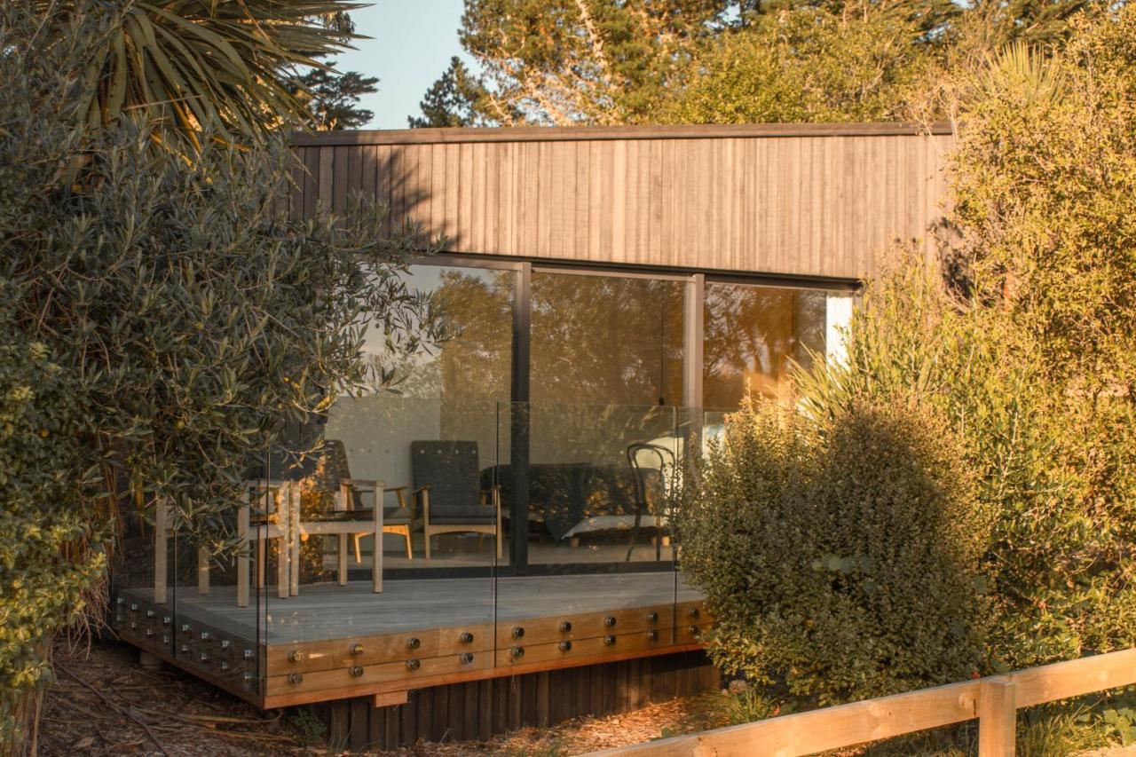 Tussock Hill Vineyard Retreats Hotel Christchurch Bagian luar foto