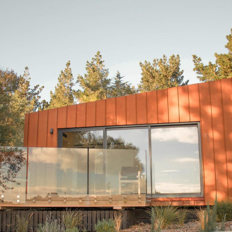 Tussock Hill Vineyard Retreats Hotel Christchurch Bagian luar foto