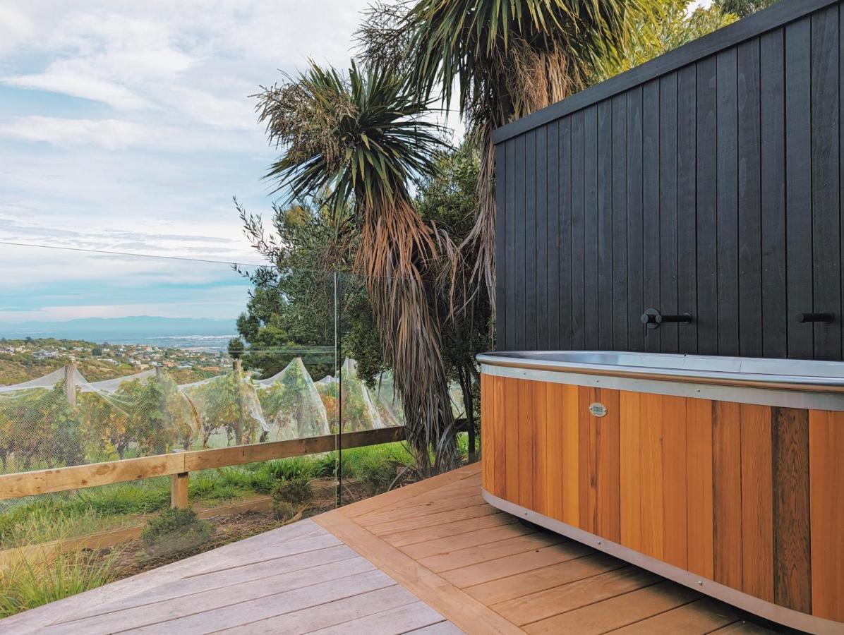 Tussock Hill Vineyard Retreats Hotel Christchurch Bagian luar foto